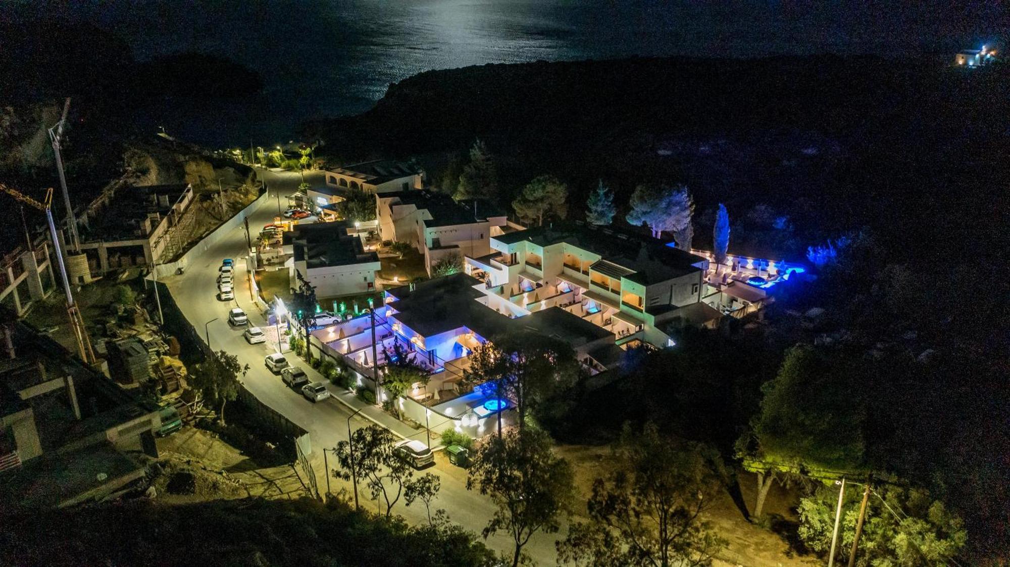 Casa Mikele By Sarikas - Sea Side Suites And Studios -Adults Only Faliraki Buitenkant foto